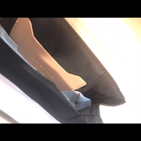 NWT TOPSHOP purse w/ chain strap and seashell closure - Picture 5 of 8